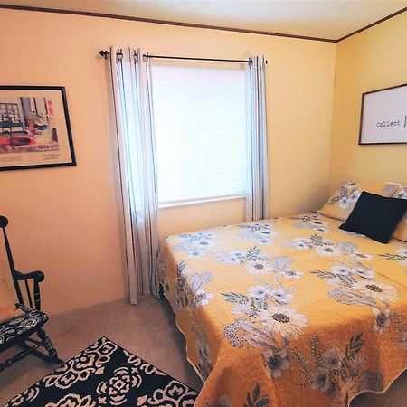 Bryson City Creekside Home With Hot Tub- 3 Bedroom-2 Bath Home Exterior photo